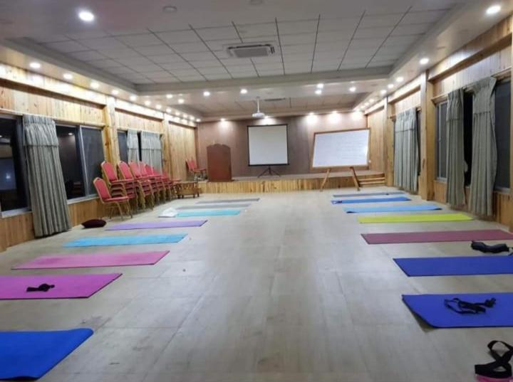 Himalayan Deurali Resort Pokhara Esterno foto
