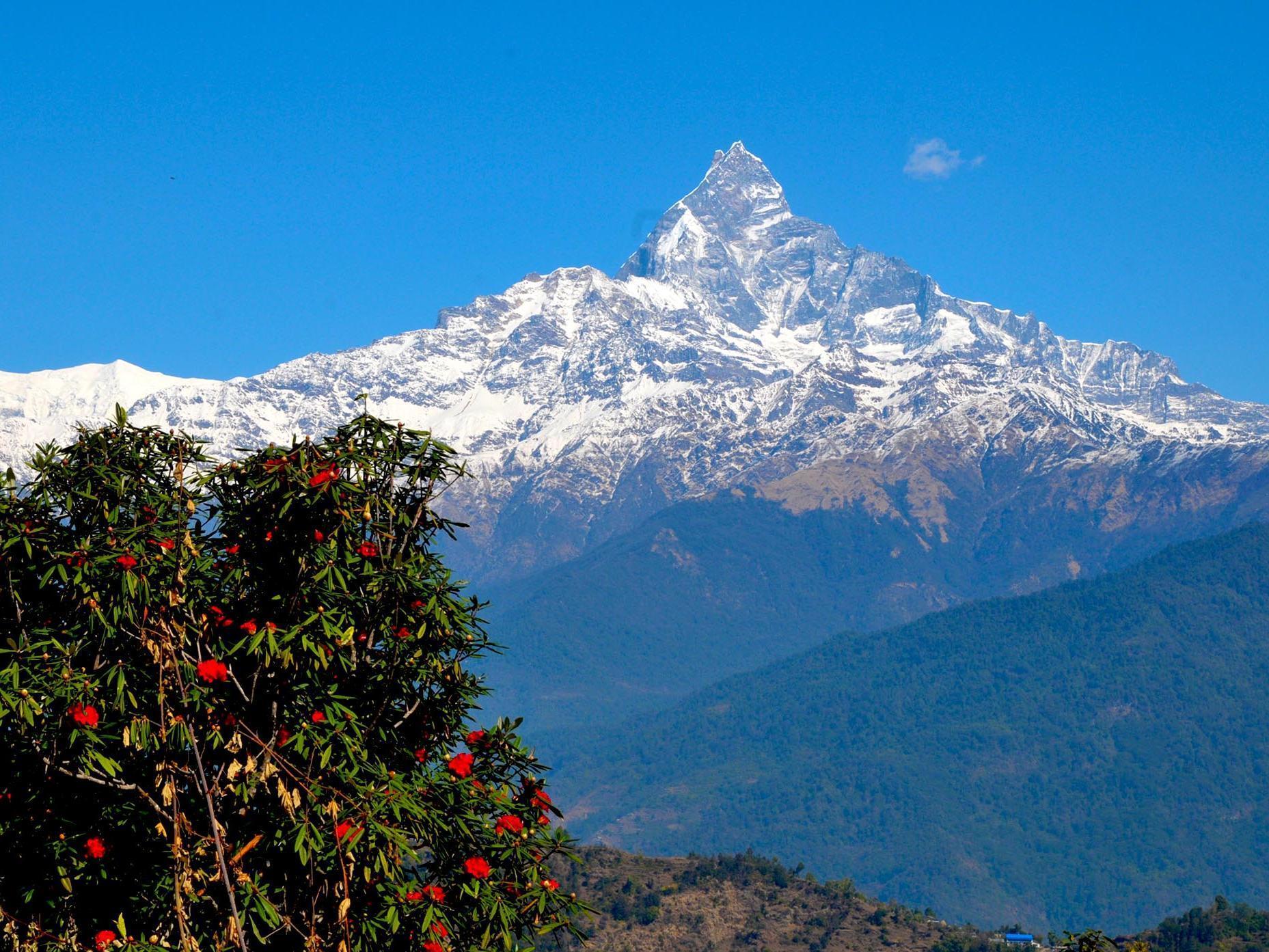 Himalayan Deurali Resort Pokhara Esterno foto