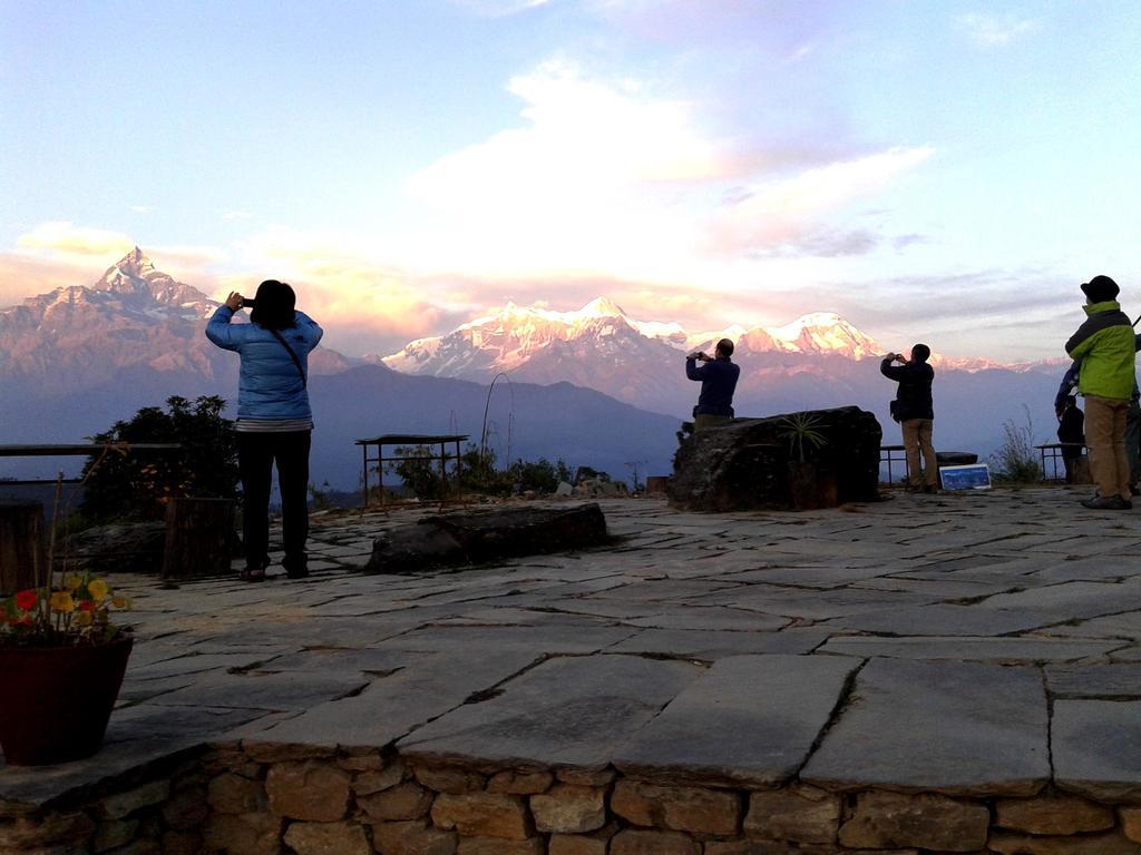 Himalayan Deurali Resort Pokhara Esterno foto