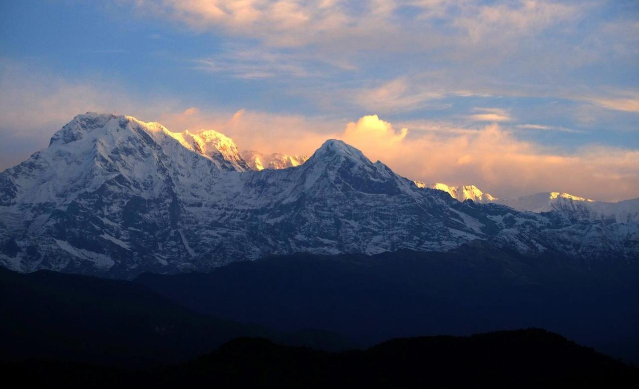 Himalayan Deurali Resort Pokhara Esterno foto